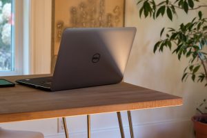 laptopy Dell i Lenovo w AMSO